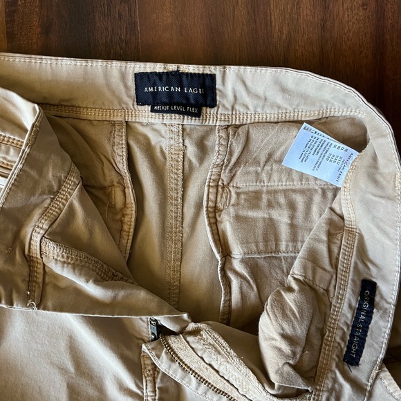 Men’s American Eagle Khakis 31x32 Excellent condition - Picture 3 of 4